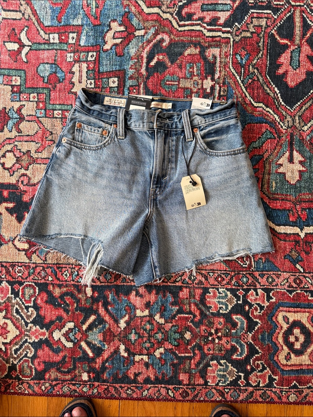 NWT Levi Jean Shorts
